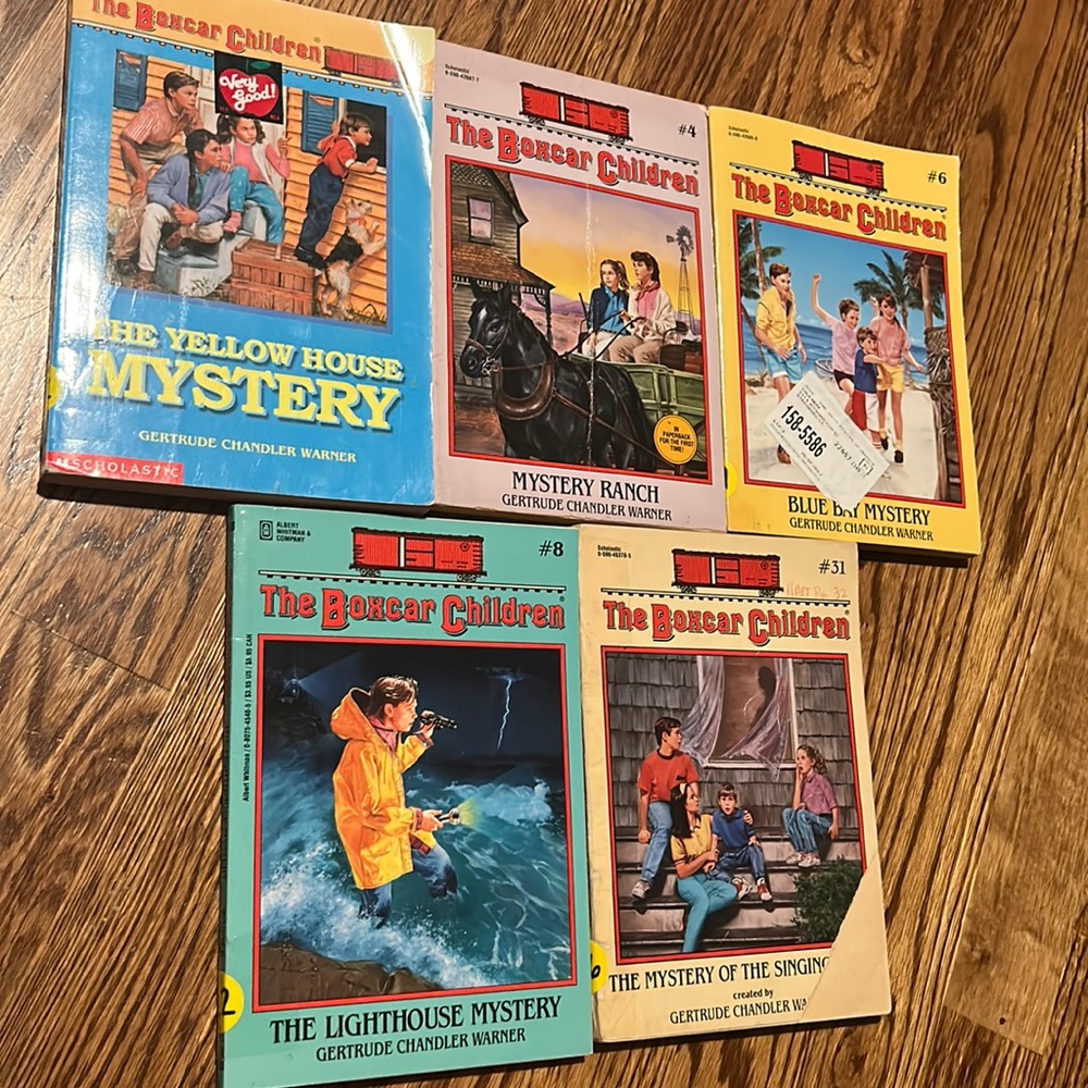 5 The Boxcar Children Paperback Books yellow house ranch blue bay lighthouse